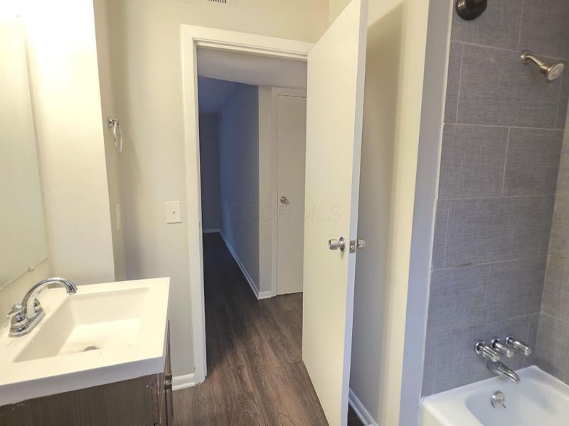 1170 Bryden Road, Unit D, Columbus, OH 43205 Photo 10