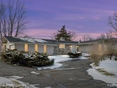 Hamburg Twp, MI 48169