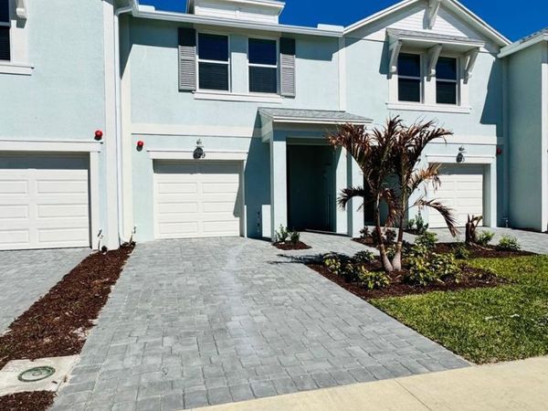 629 Salisbury Circle, Fort Pierce, FL 34982