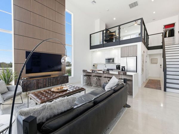 410 NE 36th St, Unit 9, Oakland Park, FL 33334