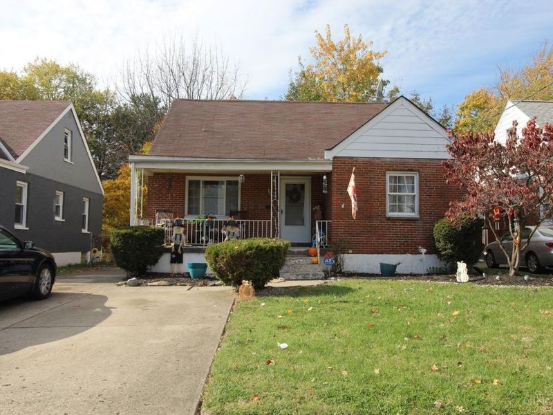 6915 Lois Drive, North College Hill, OH 45239 Photo 1