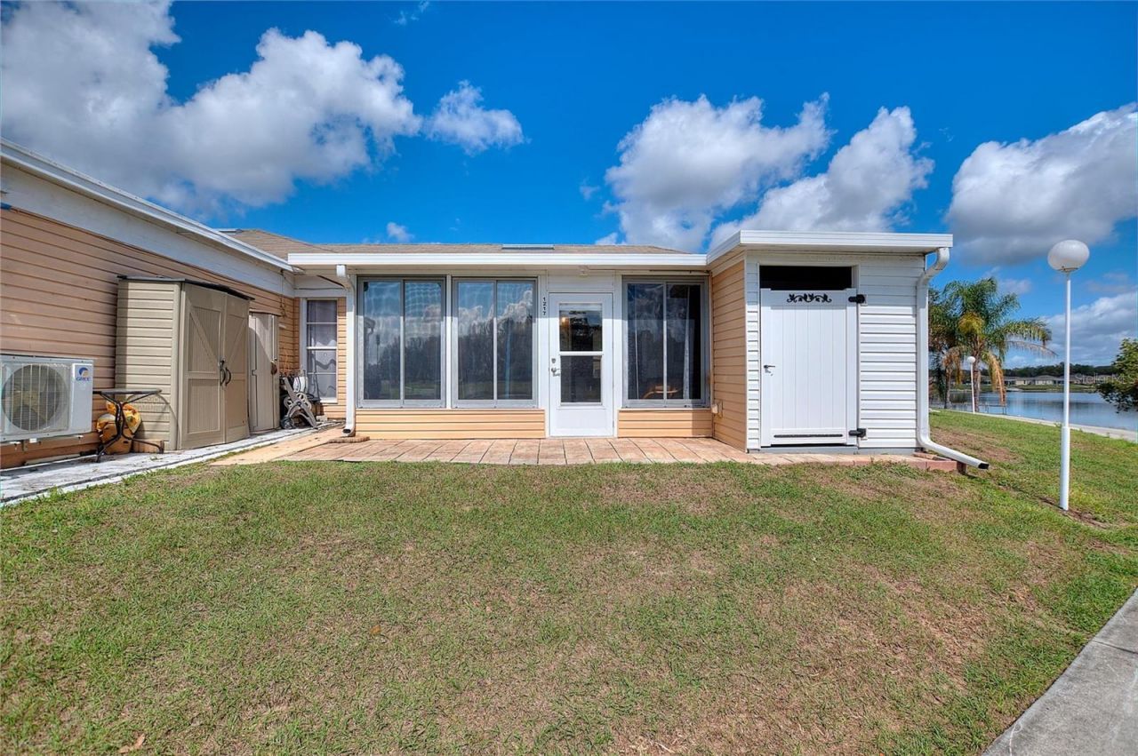 1217 Club Circle, Lakeshore, FL 33854 Photo