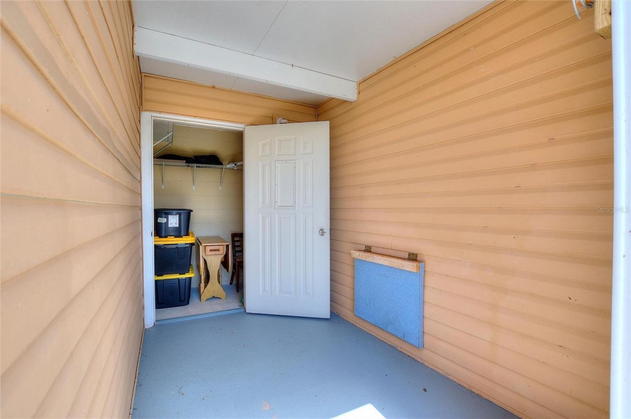 1217 Club Circle, Lakeshore, FL 33854 Photo