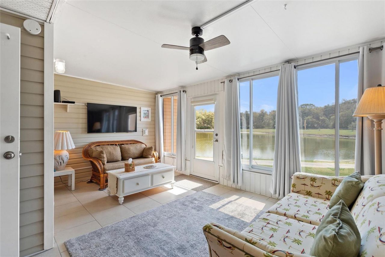 1217 Club Circle, Lakeshore, FL 33854 Photo