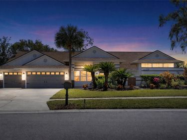 512 CRYSTAL GROVE BOULEVARD , LUTZ, FL 33548