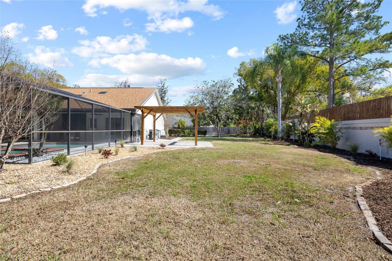 512 Crystal Grove Boulevard , Lutz, FL 33548 Photo