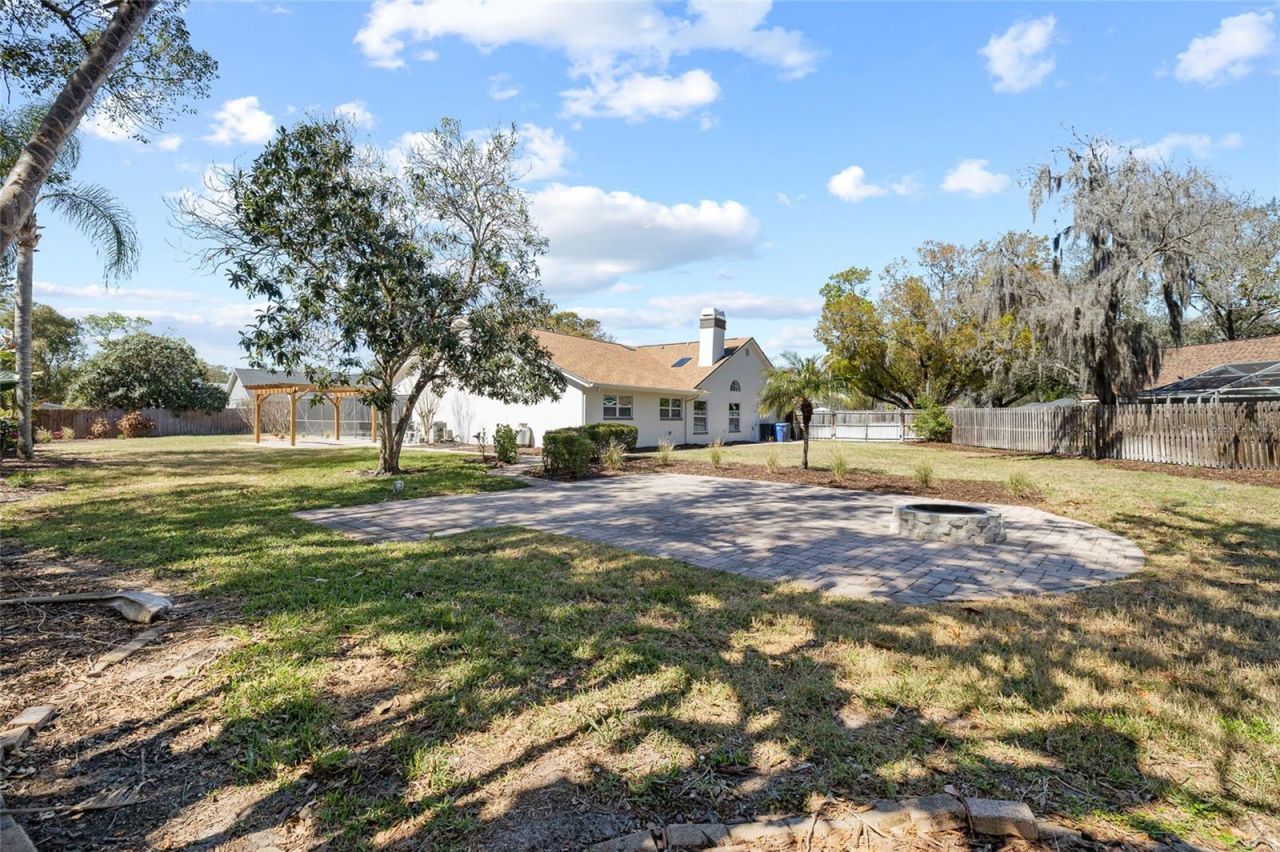 512 Crystal Grove Boulevard , Lutz, FL 33548 Photo
