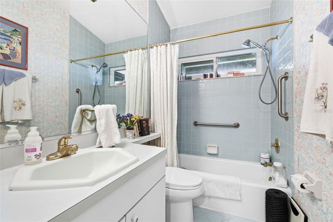 4870 Tivoli Court, Sarasota, FL 34235 Photo