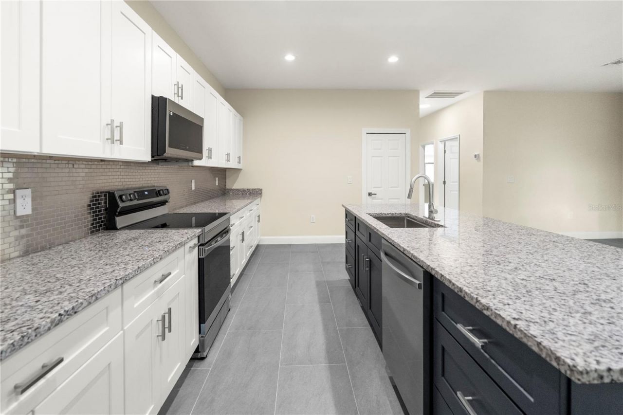 1043 Albert Ave, Lehigh Acres, FL 33971 Photo