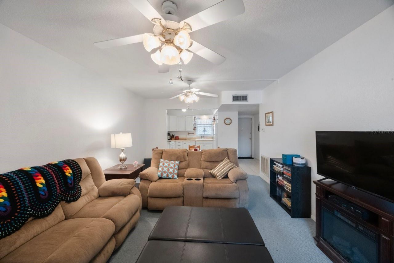 9945 47th Ave N, Unit 203, Saint Petersburg, FL 33708 Photo