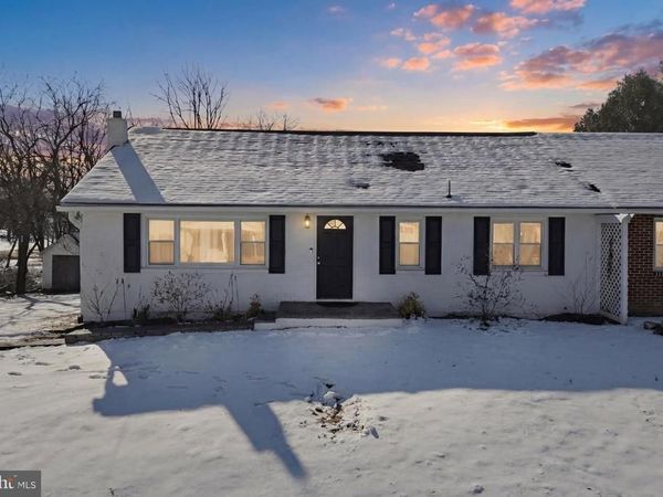 114 S LOCKWILLOW AVENUE, HARRISBURG, PA 17112