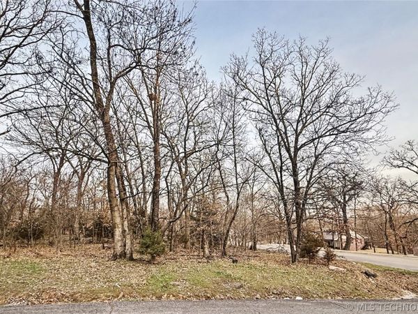 16884 N Winslow Drive , Hulbert, OK 74441