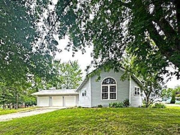 426 N 1st Street, Ogden, IA 50212