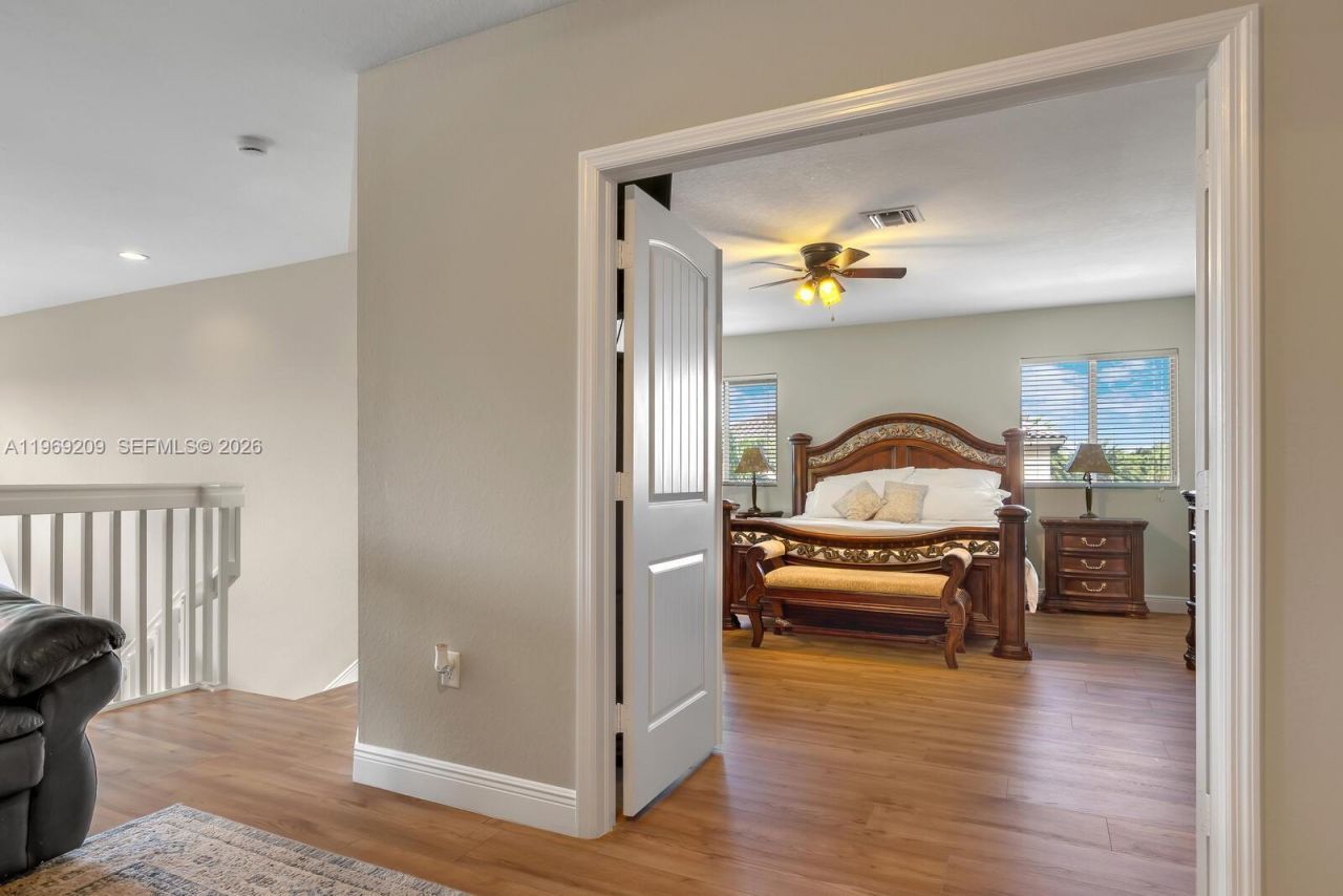 2152 NW 16th Ter , Homestead, FL 33030 Photo