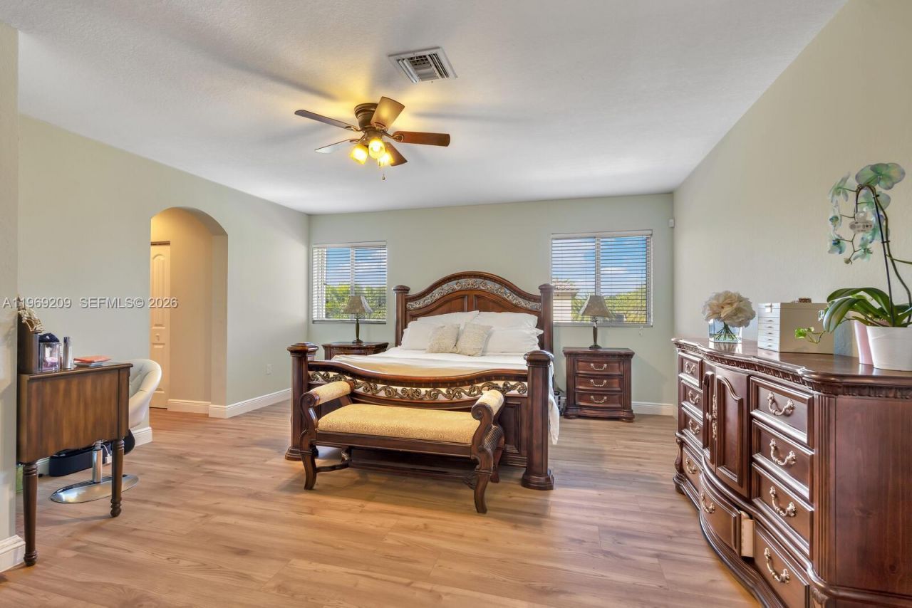 2152 NW 16th Ter , Homestead, FL 33030 Photo