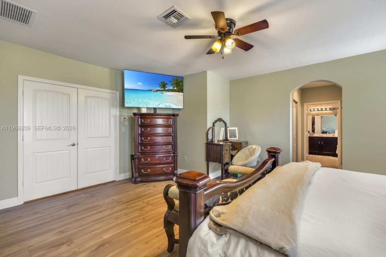 2152 NW 16th Ter , Homestead, FL 33030 Photo