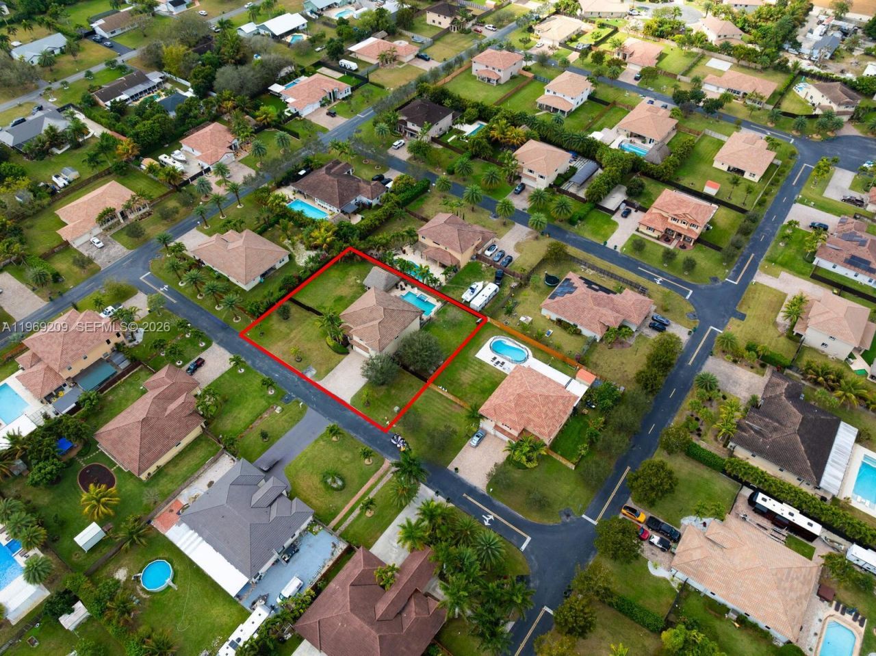 2152 NW 16th Ter , Homestead, FL 33030 Photo