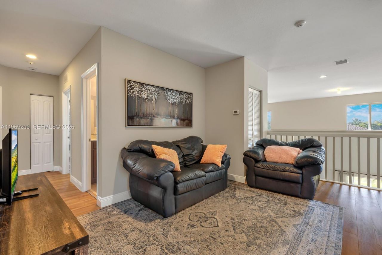 2152 NW 16th Ter , Homestead, FL 33030 Photo