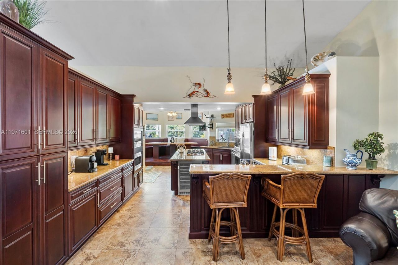 17640 Old Cutler Rd , Palmetto Bay, FL 33157 Photo