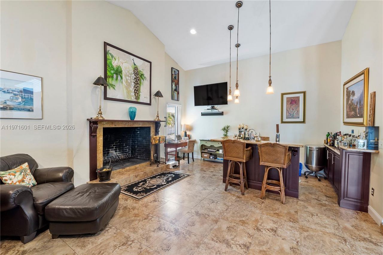 17640 Old Cutler Rd , Palmetto Bay, FL 33157 Photo