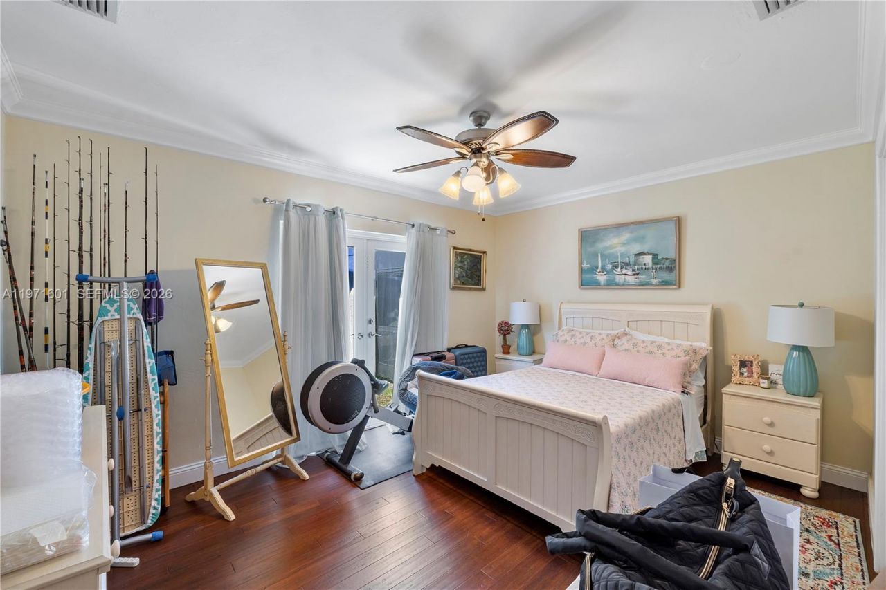 17640 Old Cutler Rd , Palmetto Bay, FL 33157 Photo