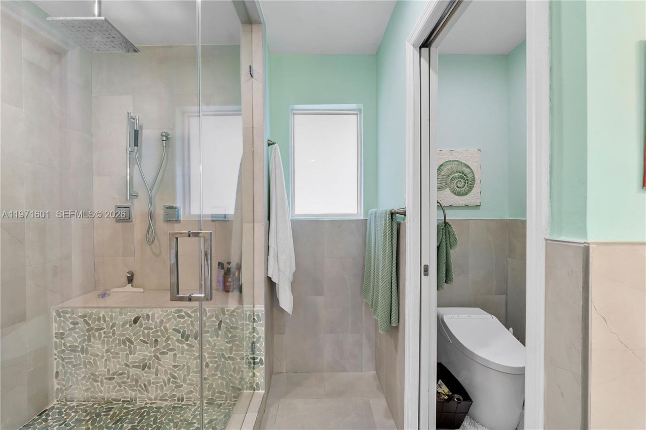 17640 Old Cutler Rd , Palmetto Bay, FL 33157 Photo