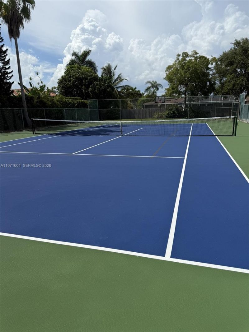 17640 Old Cutler Rd , Palmetto Bay, FL 33157 Photo