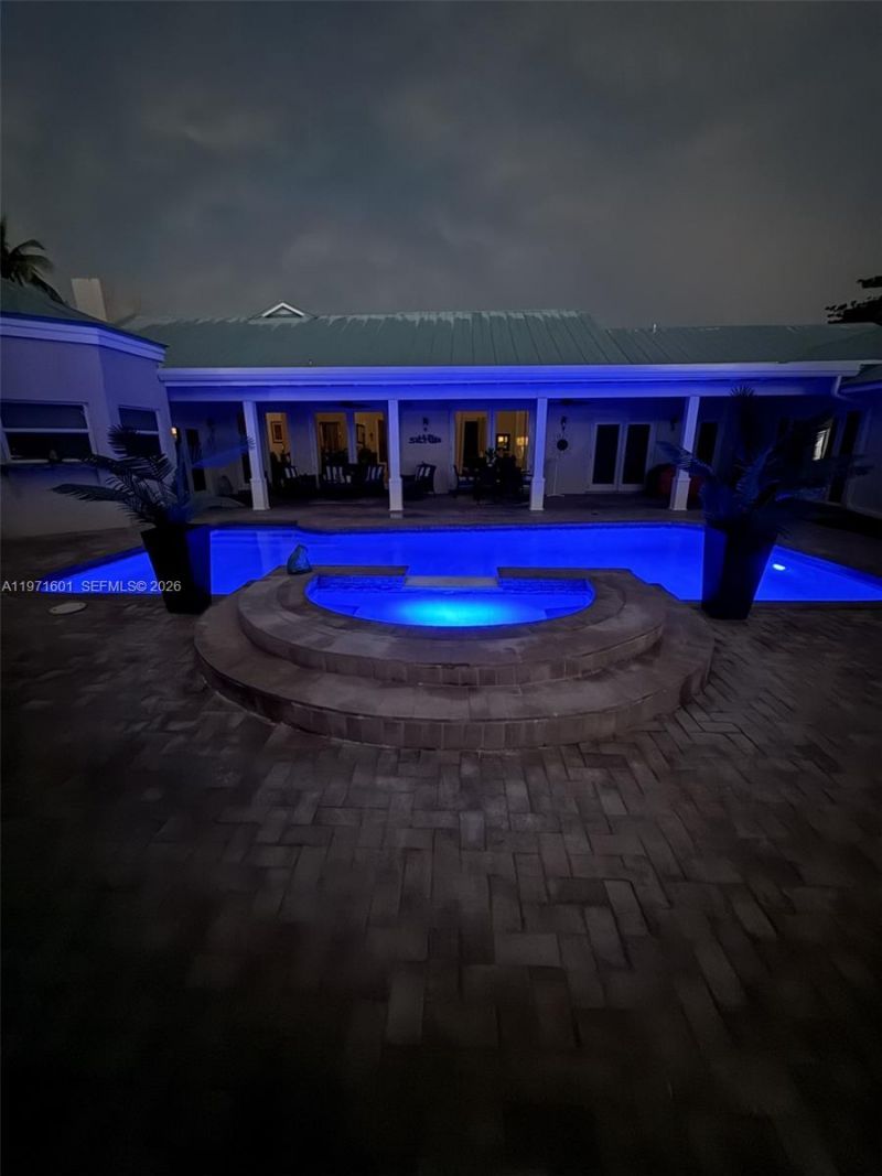 17640 Old Cutler Rd , Palmetto Bay, FL 33157 Photo