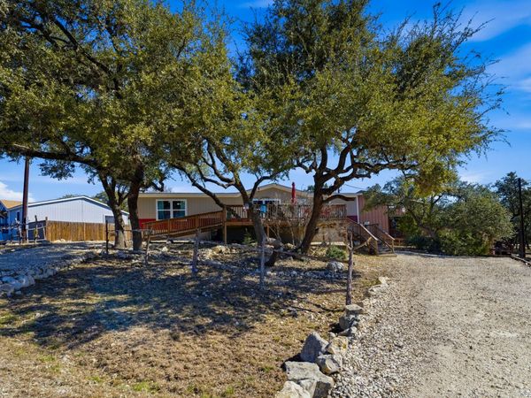 733 Private Road 1507, Bandera, TX 78003