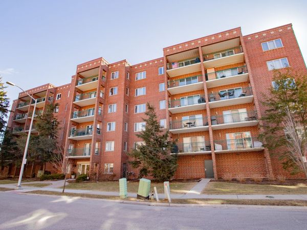 1685 MILL Street, Unit 409, Des Plaines, IL 60016