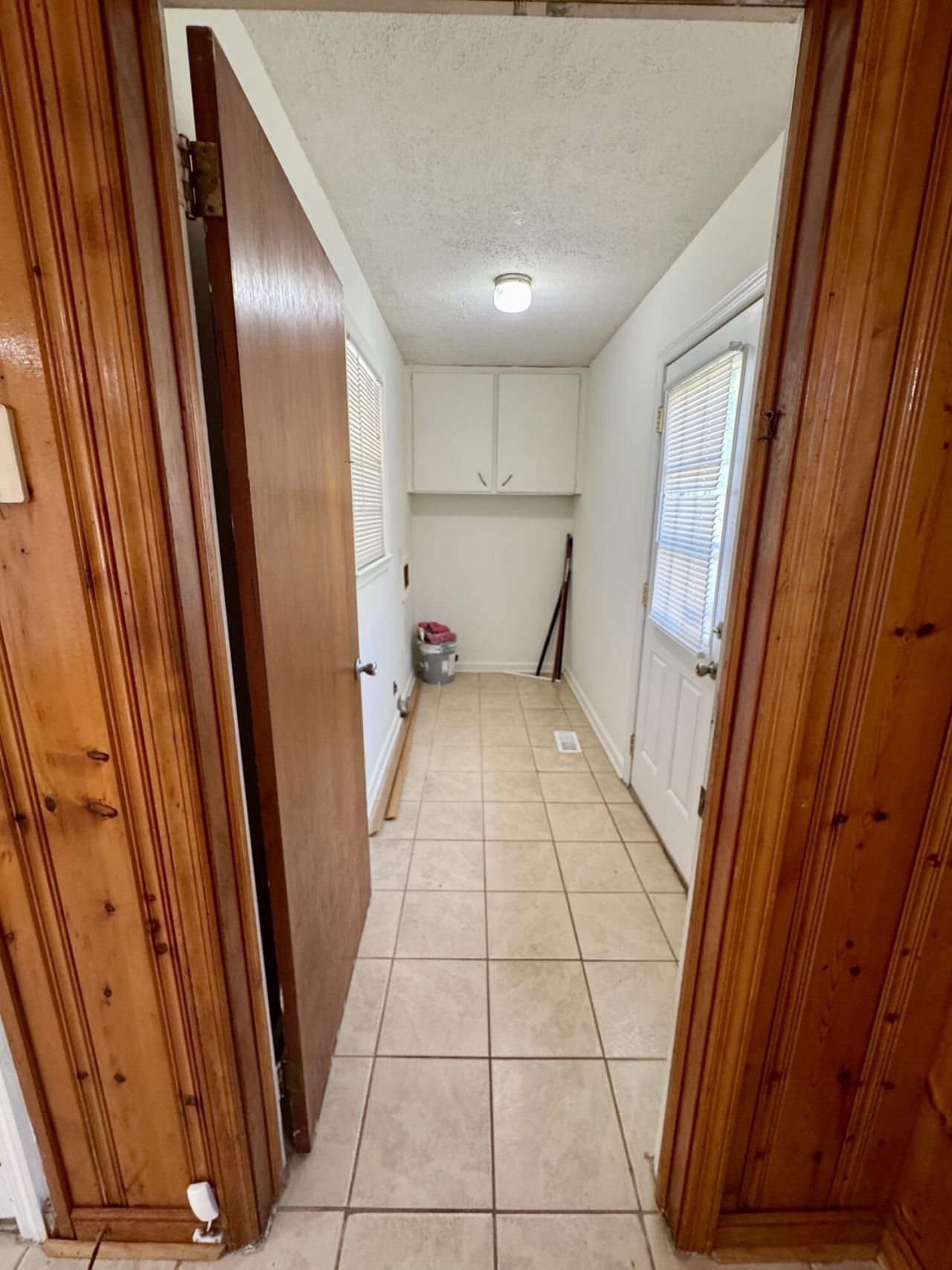 115 Williams Street Photo 13