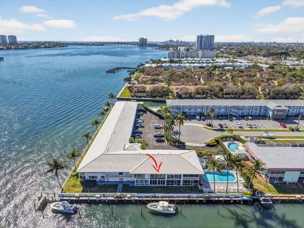 100 Lehane Terrace, Unit 28, North Palm Beach, FL 33408