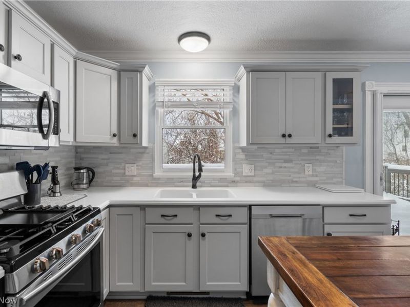 4467 Newcastle Cove, Brunswick, OH 44212 Photo 9