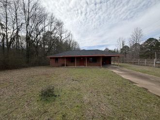800 Hairston Bend Columbus, MS 39702