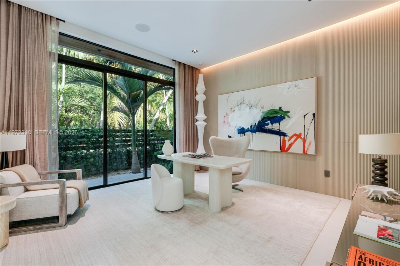 2800 Calusa St , Miami, FL 33133 Photo