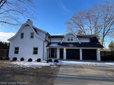 2915 Linda Court, Port Huron, MI 48060