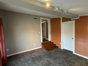 1513 Hurley Avenue, Fort Worth, TX 76104