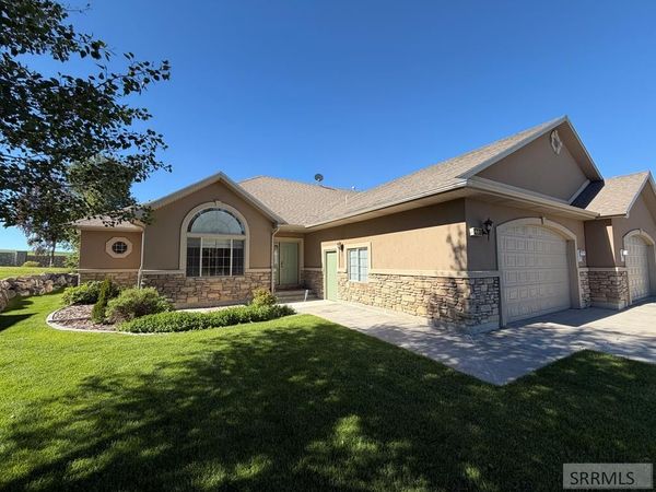 326 Eagle Summit Street, REXBURG, ID 83440