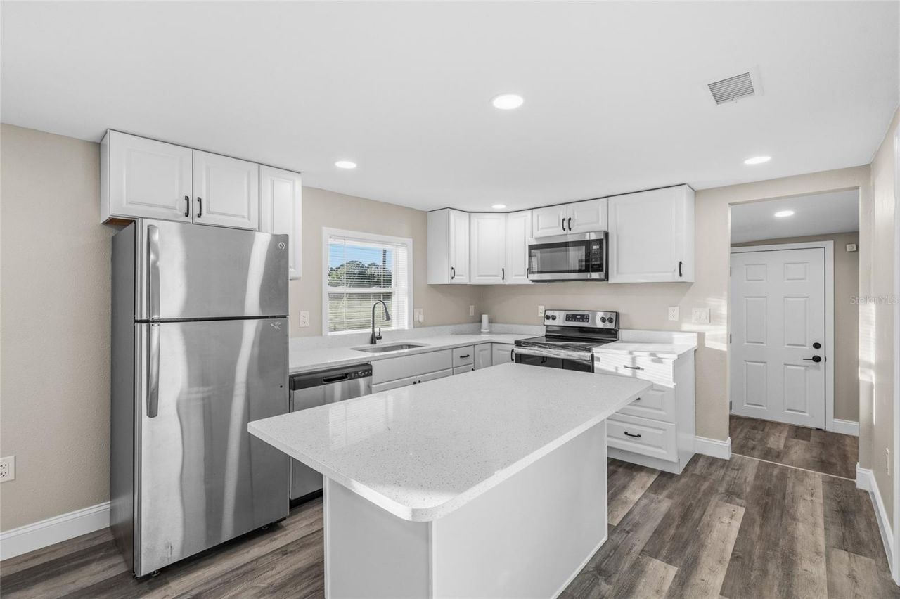 2547 10th Avenue S, Saint Petersburg, FL 33712 Photo