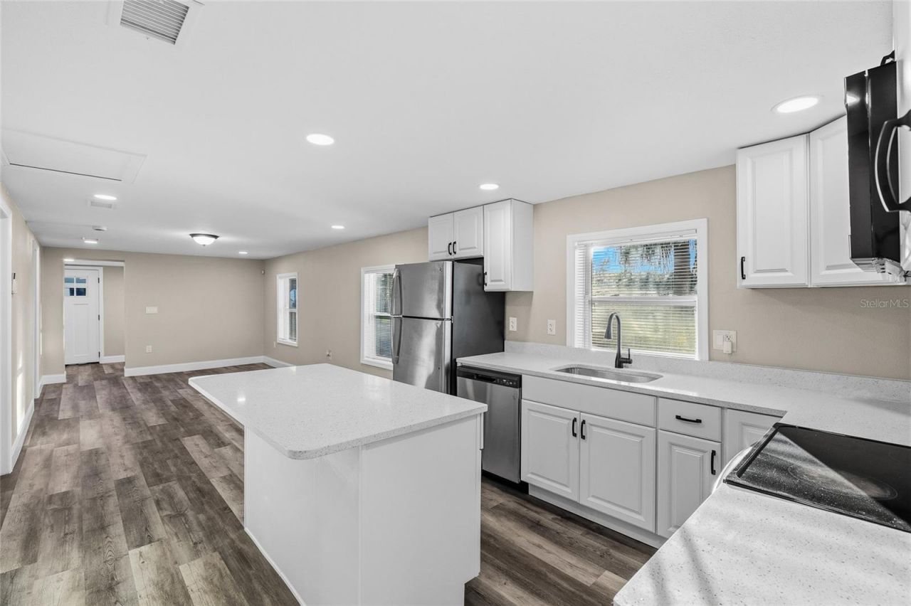 2547 10th Avenue S, Saint Petersburg, FL 33712 Photo