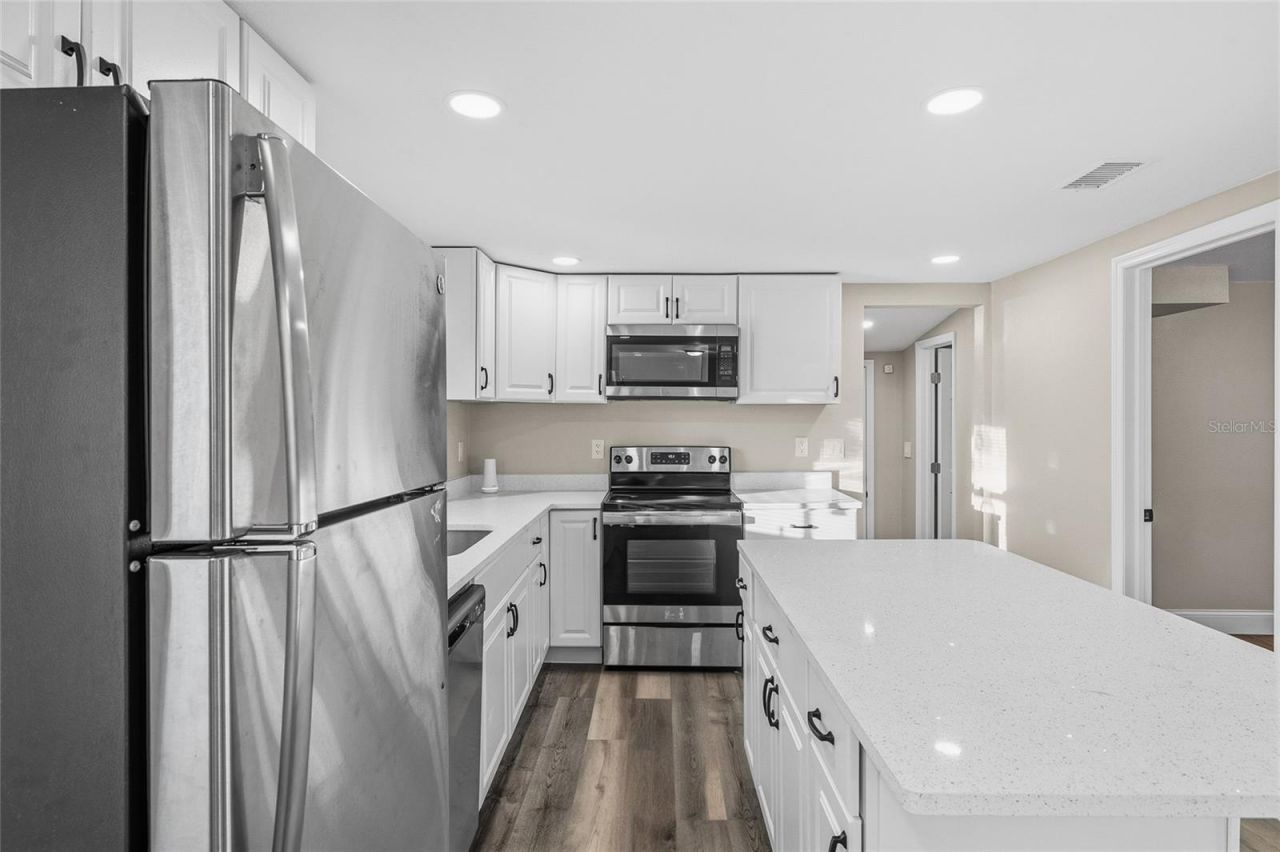 2547 10th Avenue S, Saint Petersburg, FL 33712 Photo