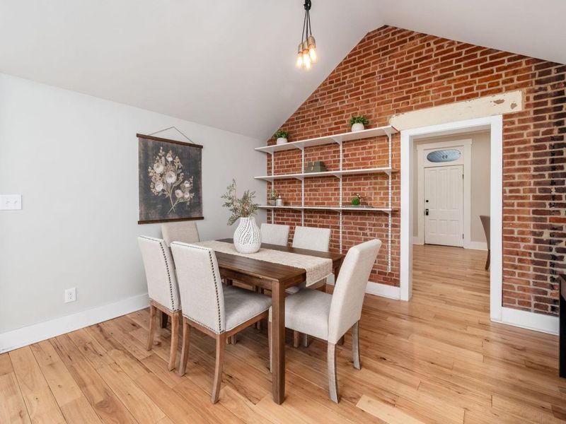 995 Harrison Avenue, Columbus, OH 43201 Photo 11