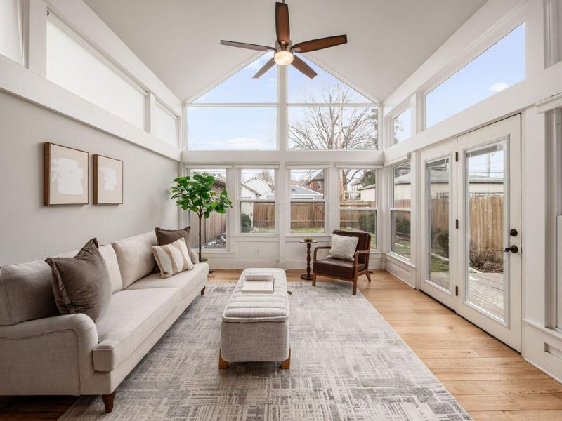 995 Harrison Avenue, Columbus, OH 43201 Photo 14