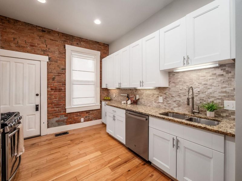 995 Harrison Avenue, Columbus, OH 43201 Photo 21