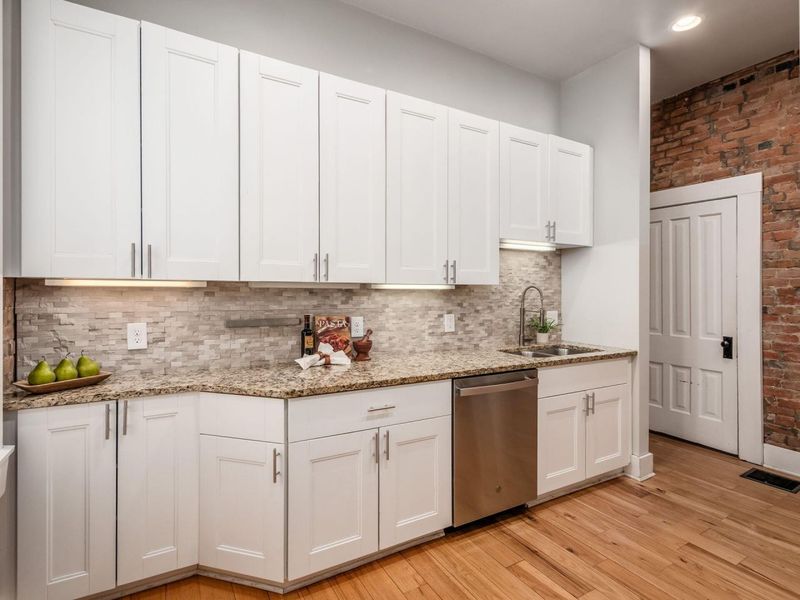 995 Harrison Avenue, Columbus, OH 43201 Photo 23