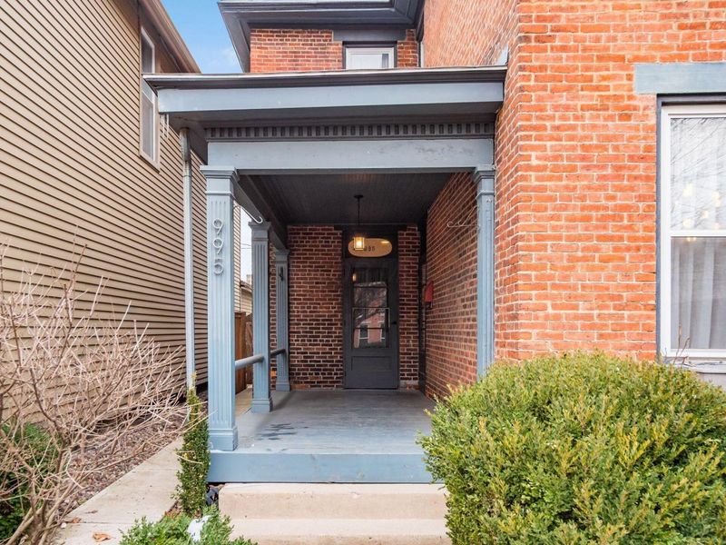 995 Harrison Avenue, Columbus, OH 43201 Photo 3
