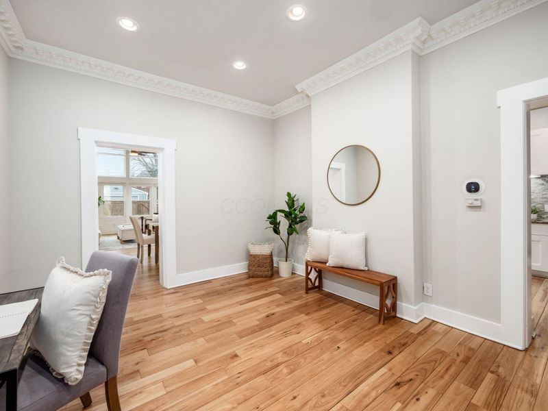 995 Harrison Avenue, Columbus, OH 43201 Photo 6