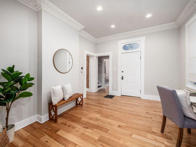 995 Harrison Avenue, Columbus, OH 43201 Photo 8