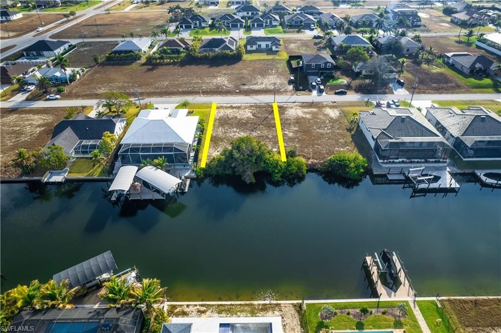 718 NW 37th Pl , Cape Coral, FL 33993 Photo