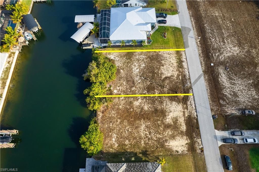 718 NW 37th Pl , Cape Coral, FL 33993 Photo